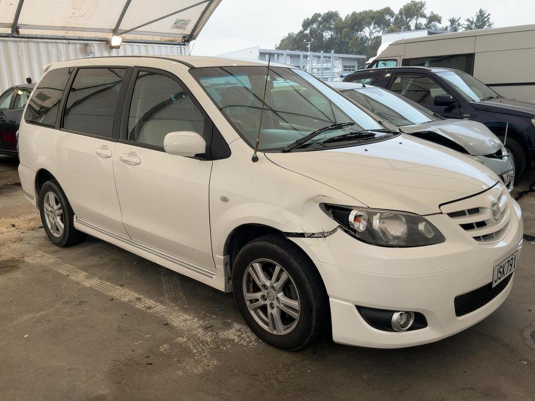 Photo '2' of Mazda MPV 2300 Photo '2' of Mazda MPV 2300