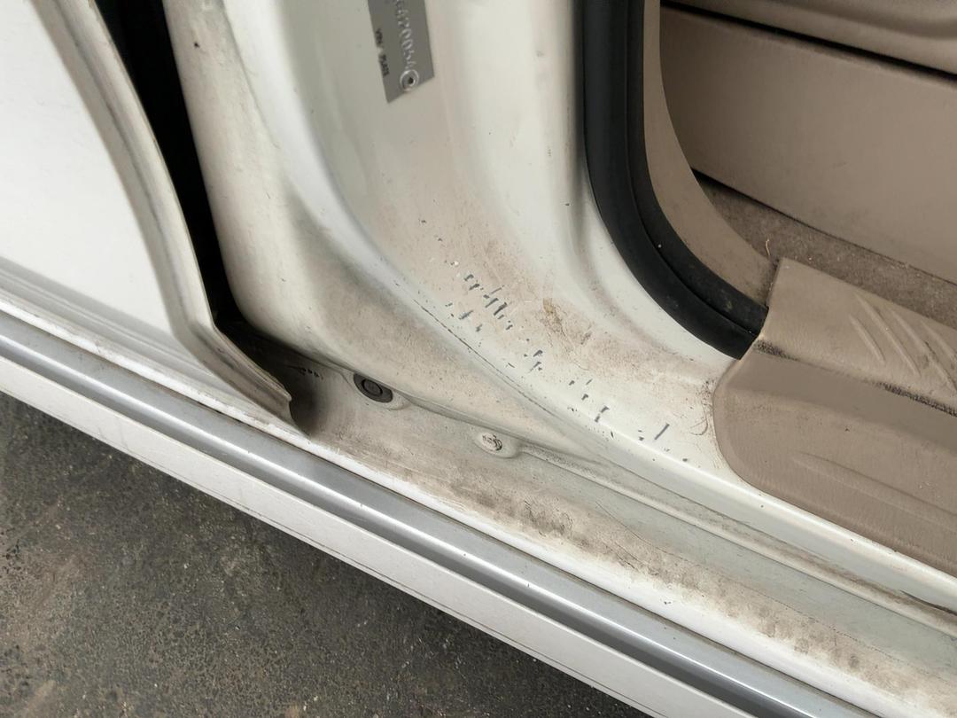 Photo '13' of Mazda MPV 2300 Photo '13' of Mazda MPV 2300