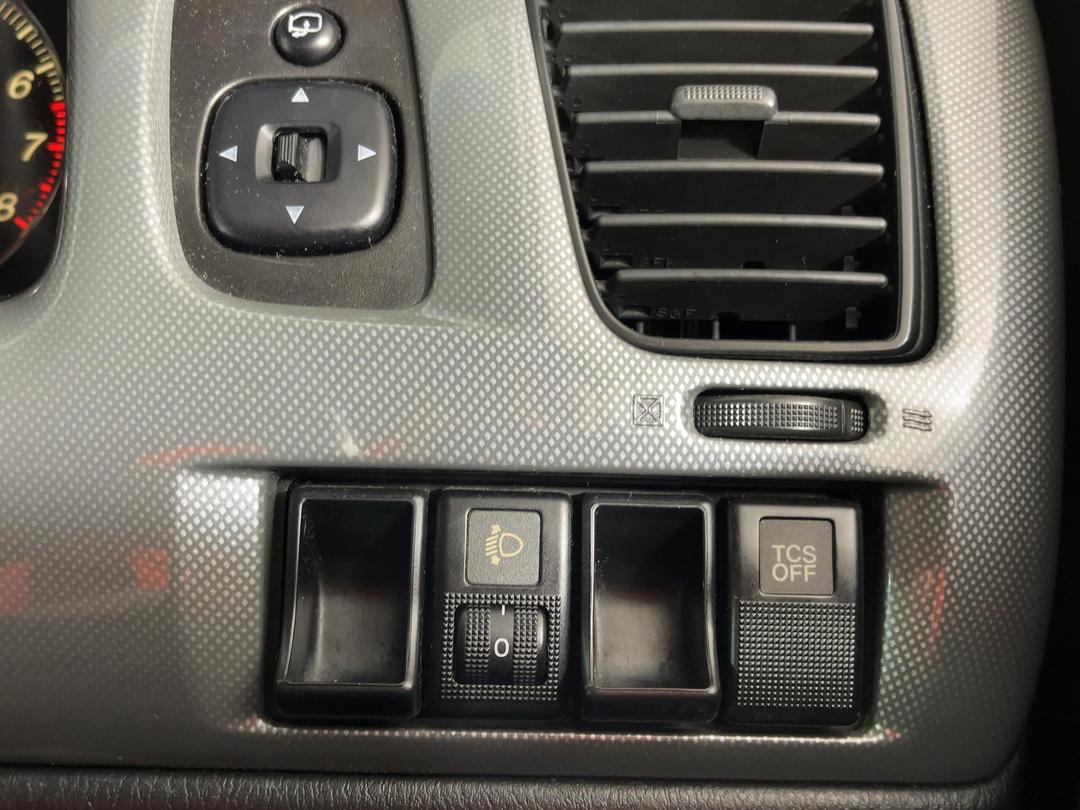 Photo '24' of Mazda MPV