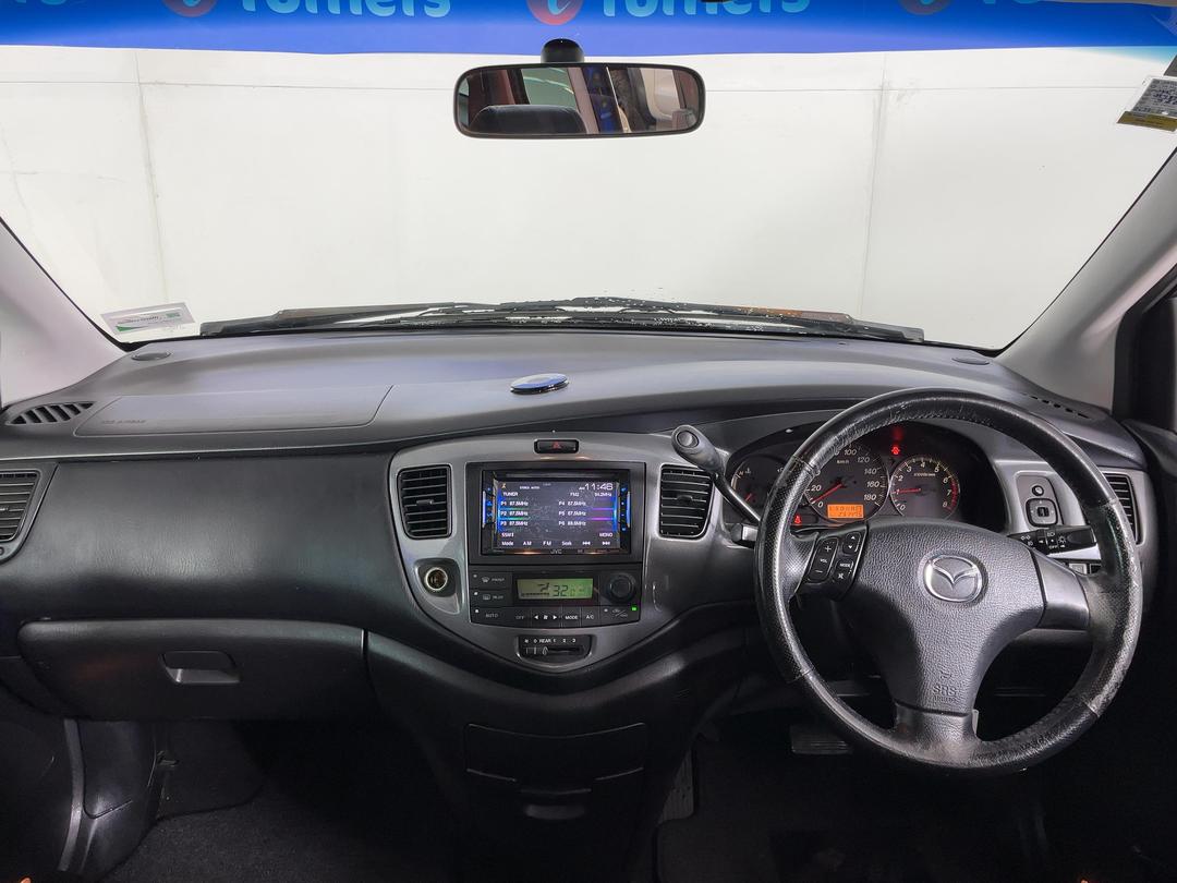 Photo '17' of Mazda MPV