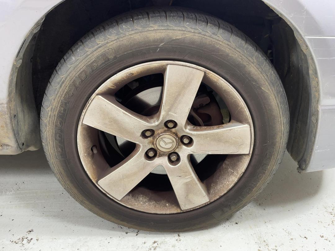 Photo '7' of Mazda MPV 2300 Photo '7' of Mazda MPV 2300