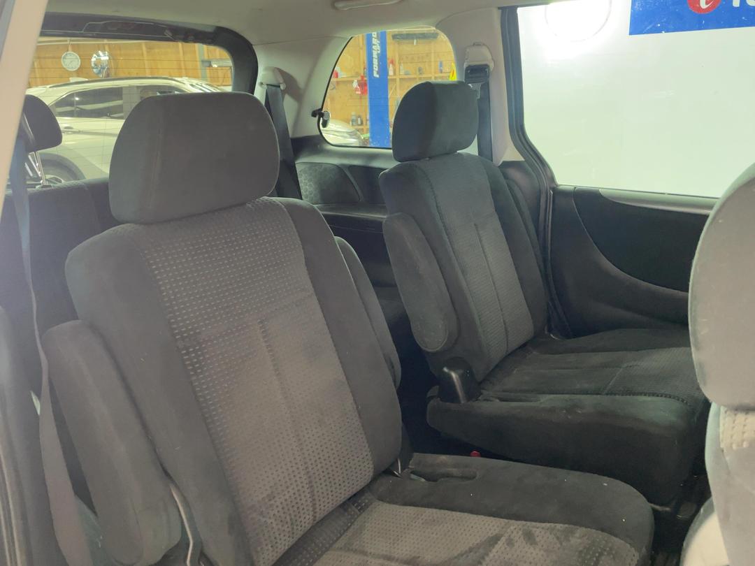 Photo '17' of Mazda MPV 2300 Photo '17' of Mazda MPV 2300