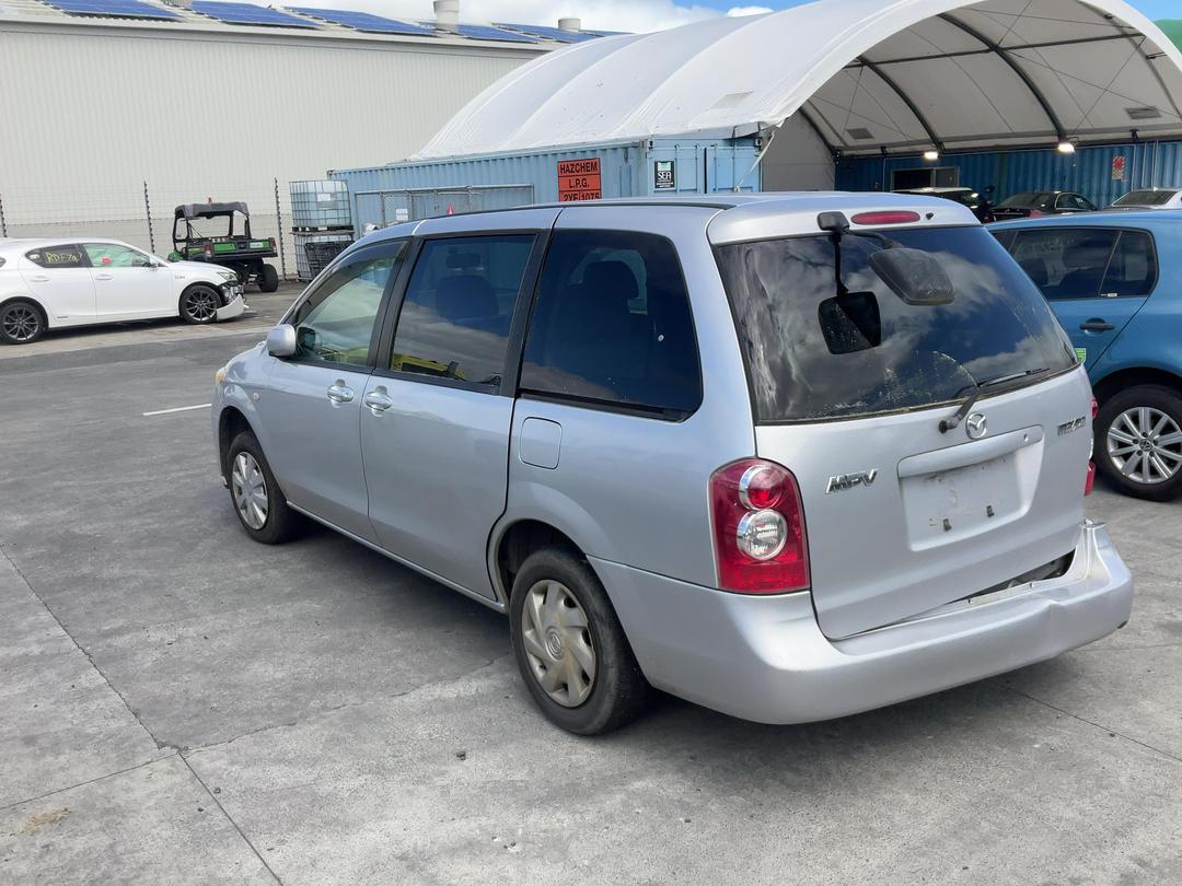 Photo '9' of Mazda MPV 2300 Photo '9' of Mazda MPV 2300