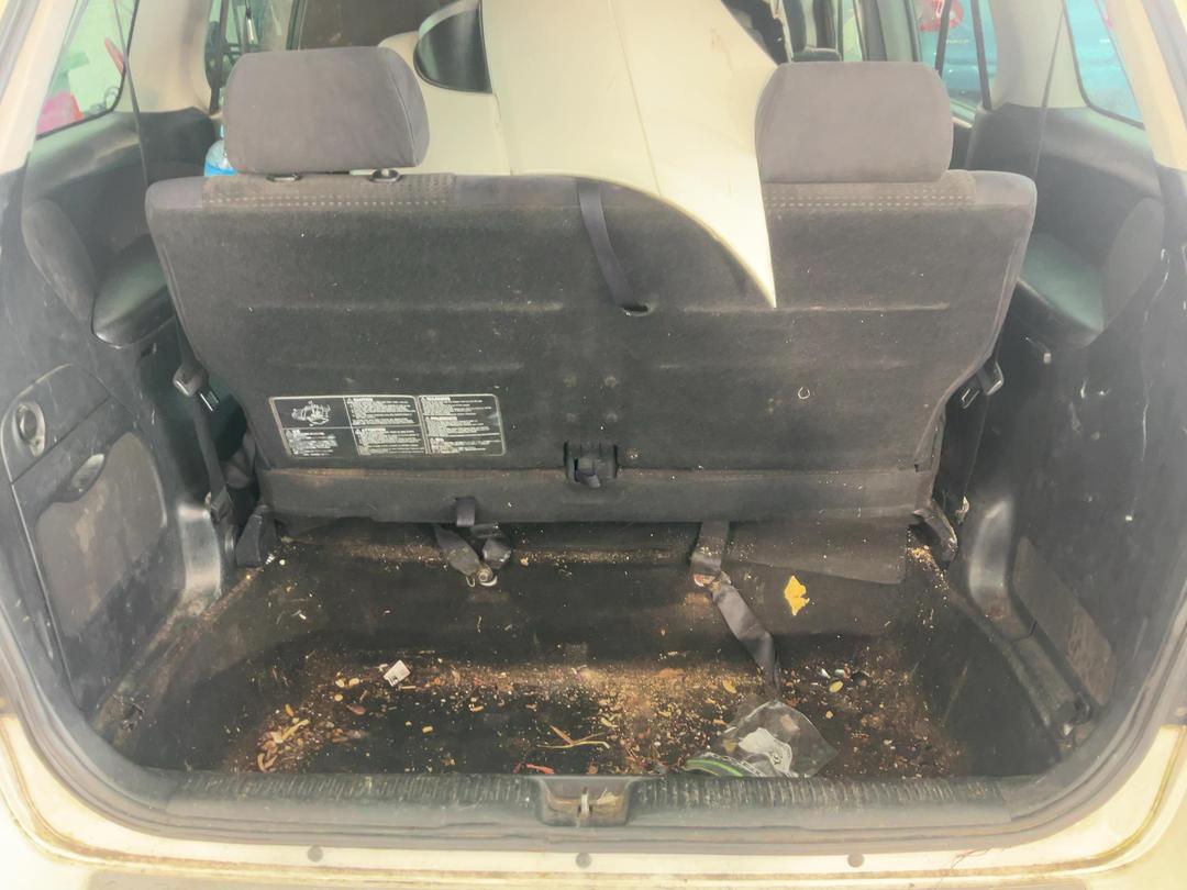 Photo '6' of Mazda MPV