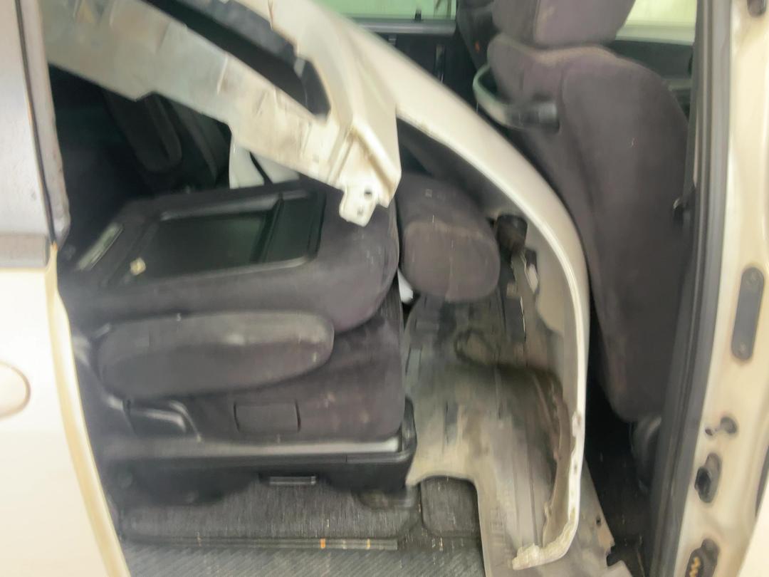 Photo '7' of Mazda MPV