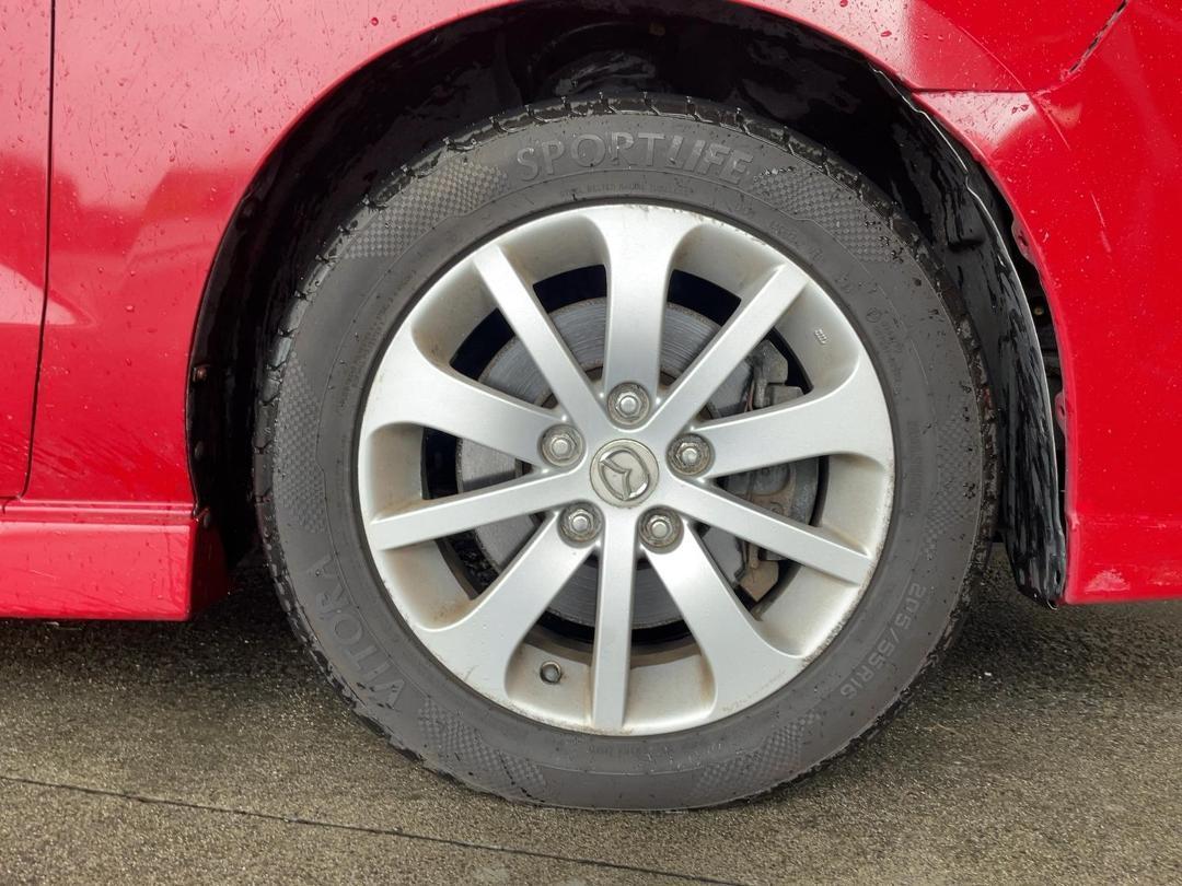 Photo '2' of Mazda Premacy