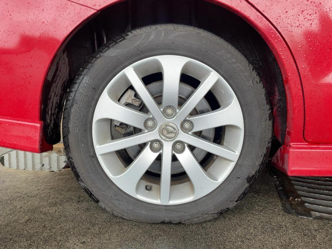 Photo '8' of Mazda Premacy