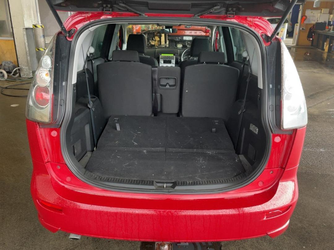 Photo '12' of Mazda Premacy