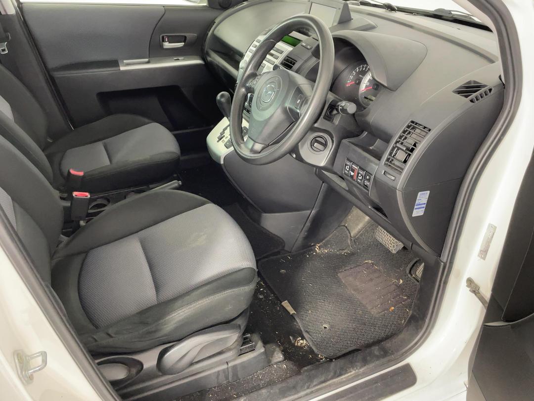 Photo '16' of Mazda Premacy