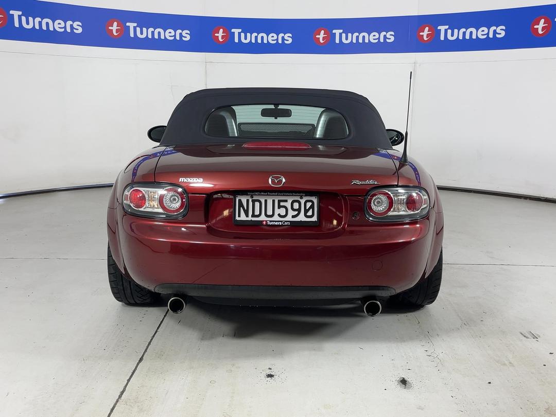 Photo '6' of Mazda Roadster