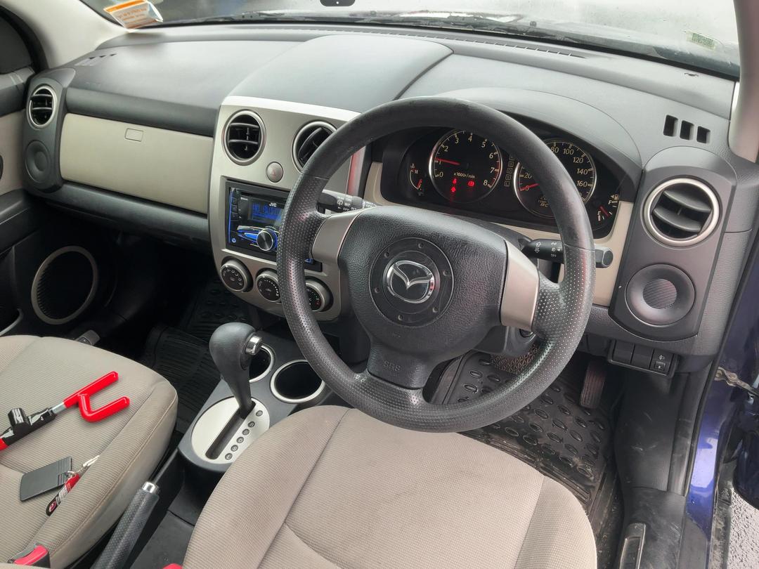 Photo '13' of Mazda Verisa