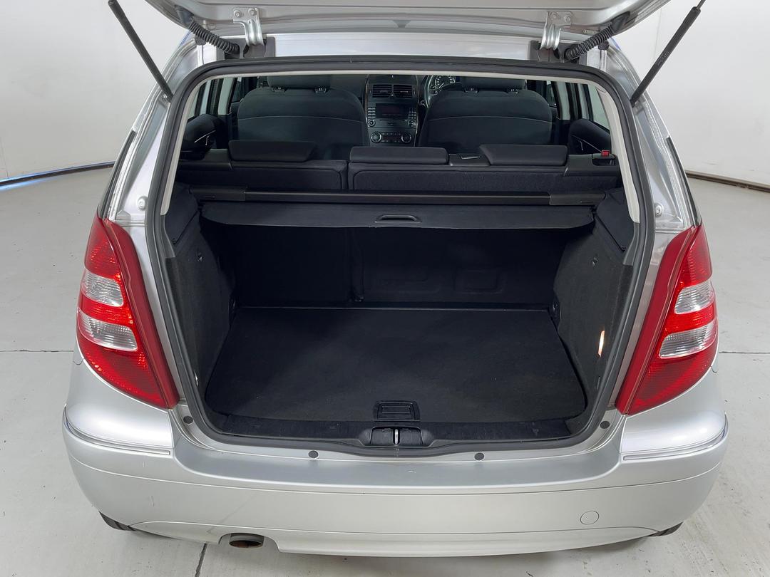 Photo '14' of Mercedes-Benz A-Class