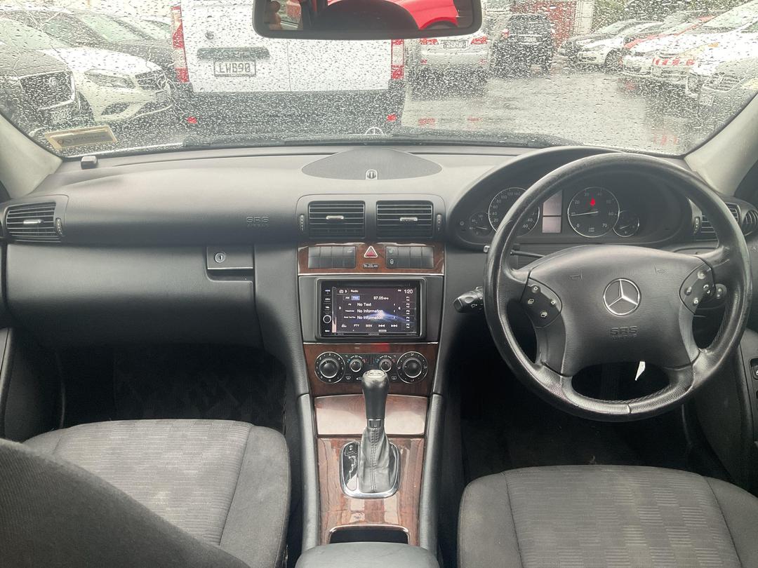 Photo '12' of Mercedes-Benz C180