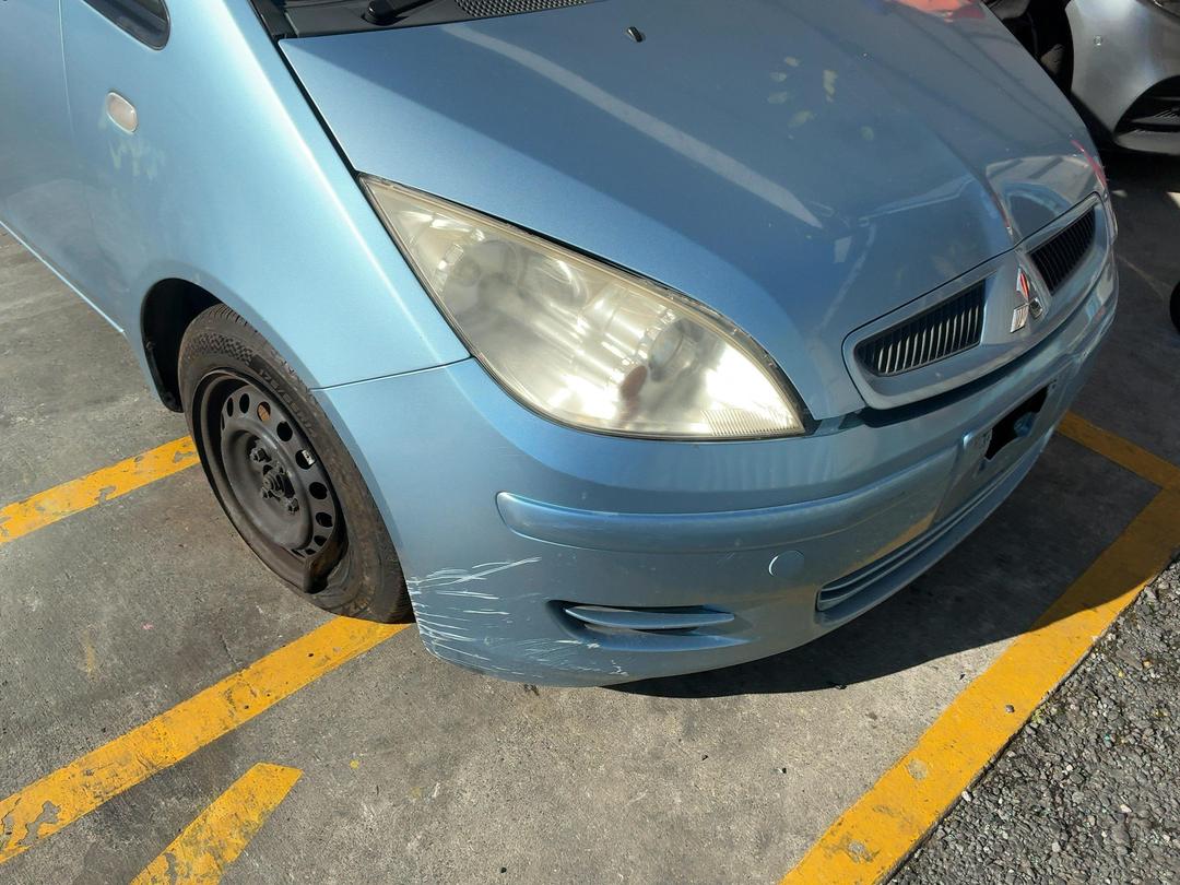 Photo '4' of Mitsubishi Colt Photo '4' of Mitsubishi Colt