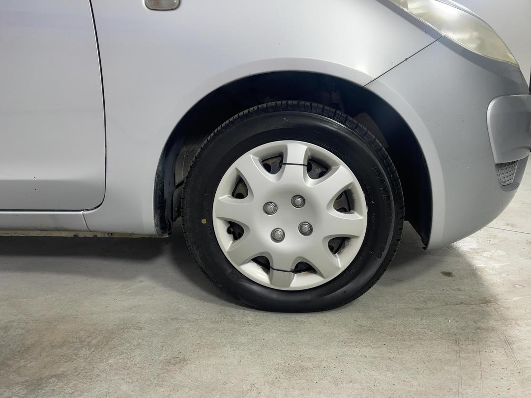 Photo '9' of Mitsubishi Colt