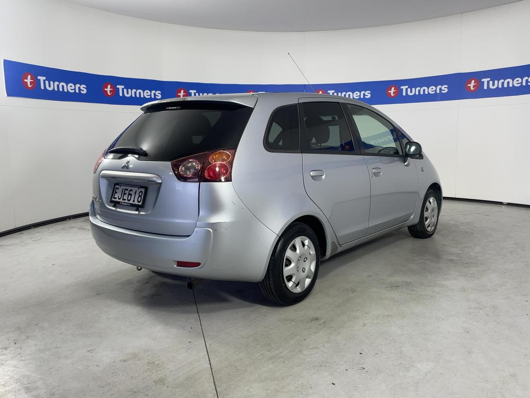 Photo '7' of Mitsubishi Colt