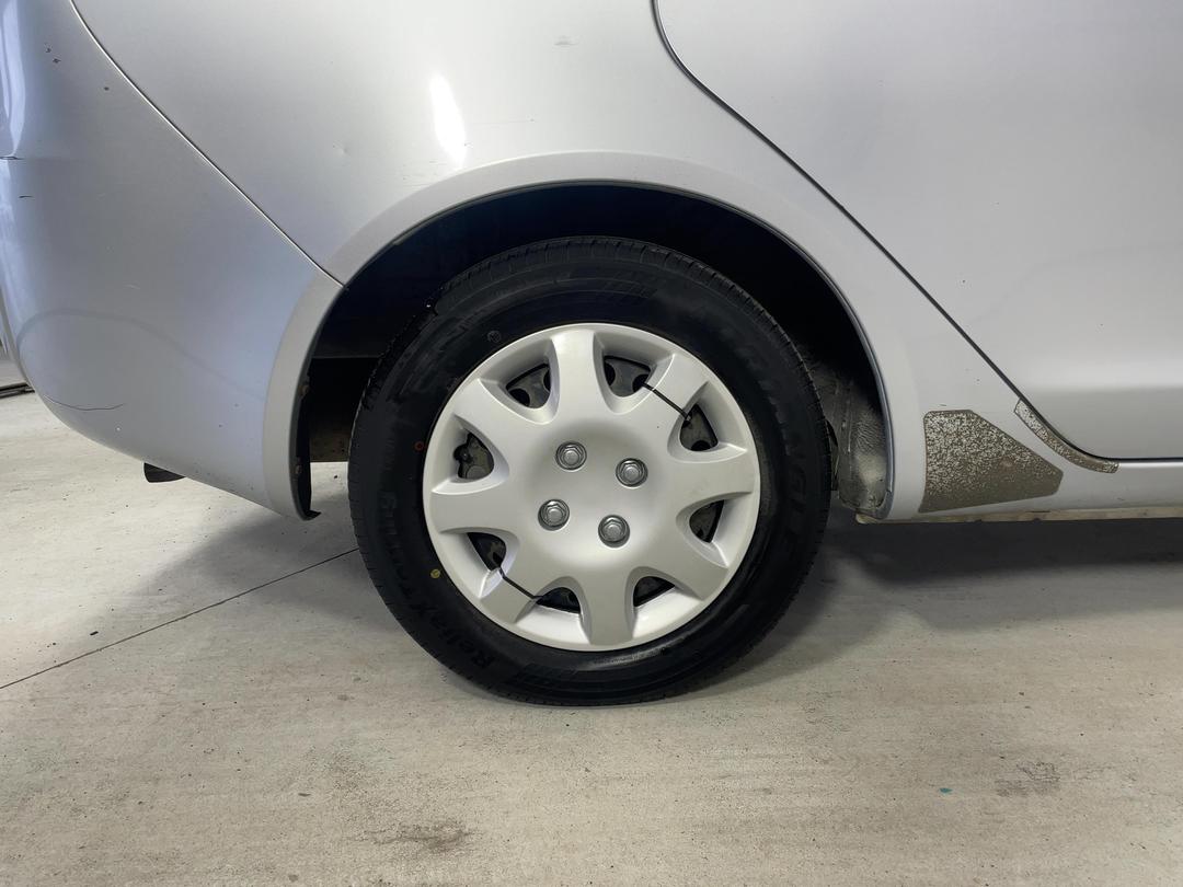 Photo '12' of Mitsubishi Colt