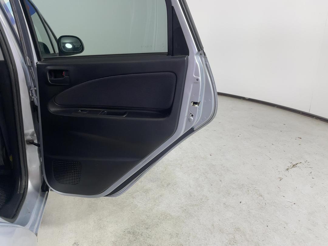 Photo '19' of Mitsubishi Colt