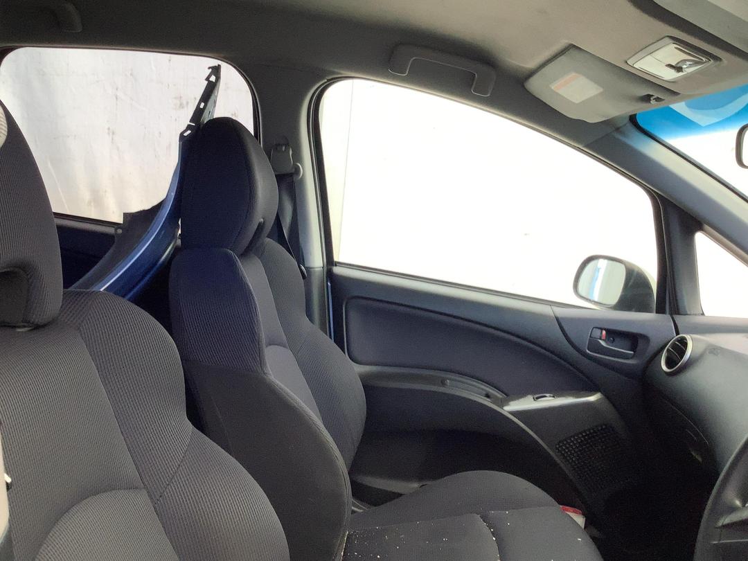 Photo '14' of Mitsubishi Colt Photo '14' of Mitsubishi Colt