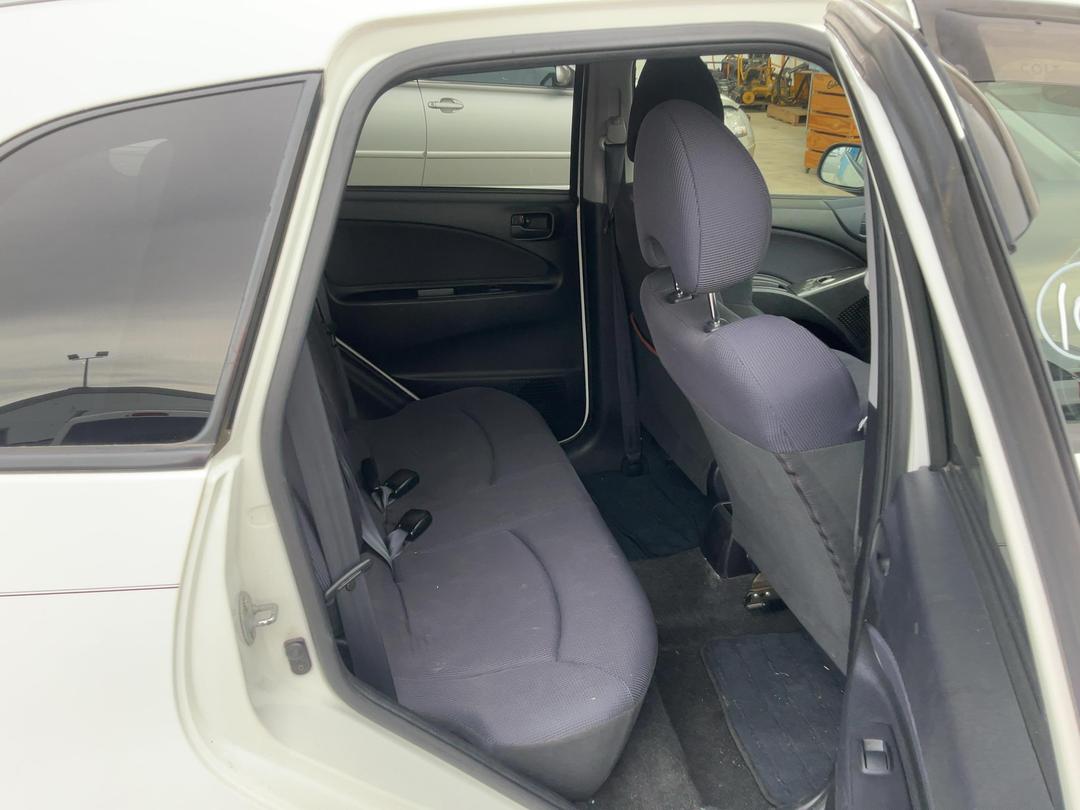 Photo '15' of Mitsubishi Colt Photo '15' of Mitsubishi Colt
