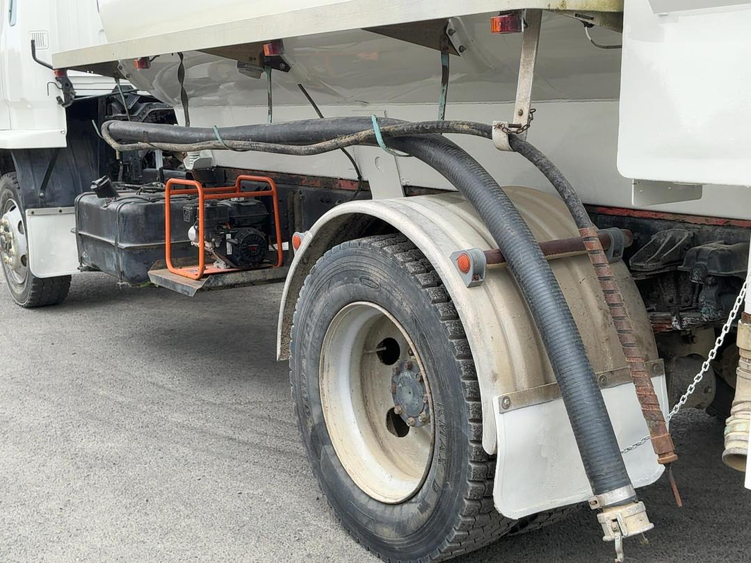 Photo '30' of Mitsubishi FM220 Tanker