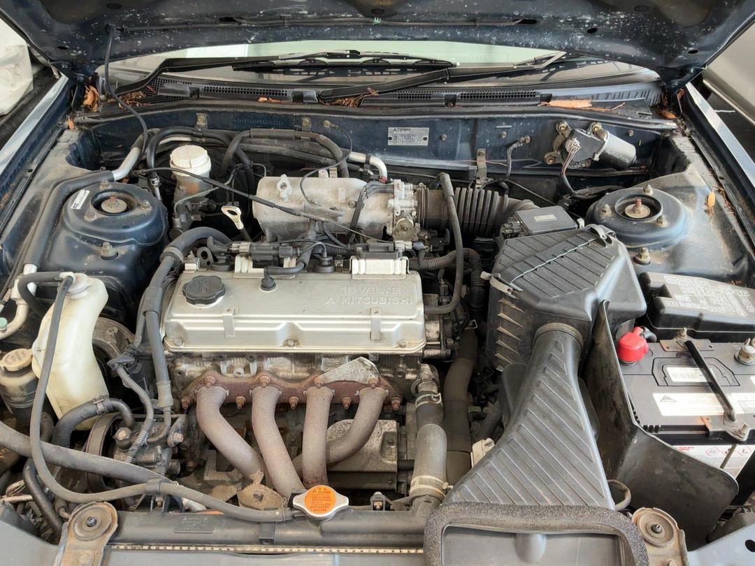 Photo '10' of Mitsubishi Galant