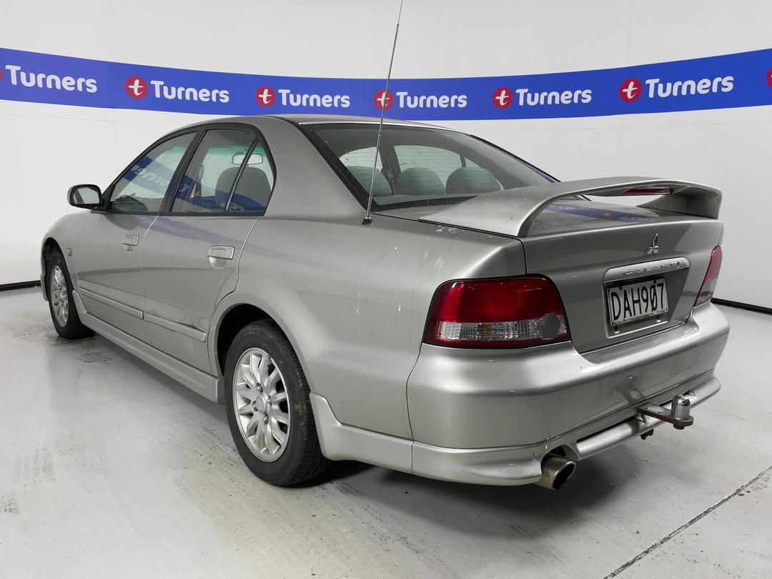 Photo '5' of Mitsubishi Galant