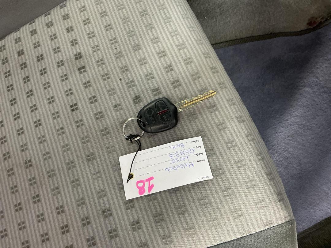 Photo '22' of Mitsubishi Lancer