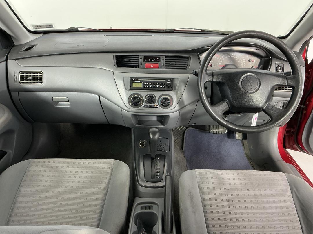 Photo '17' of Mitsubishi Lancer