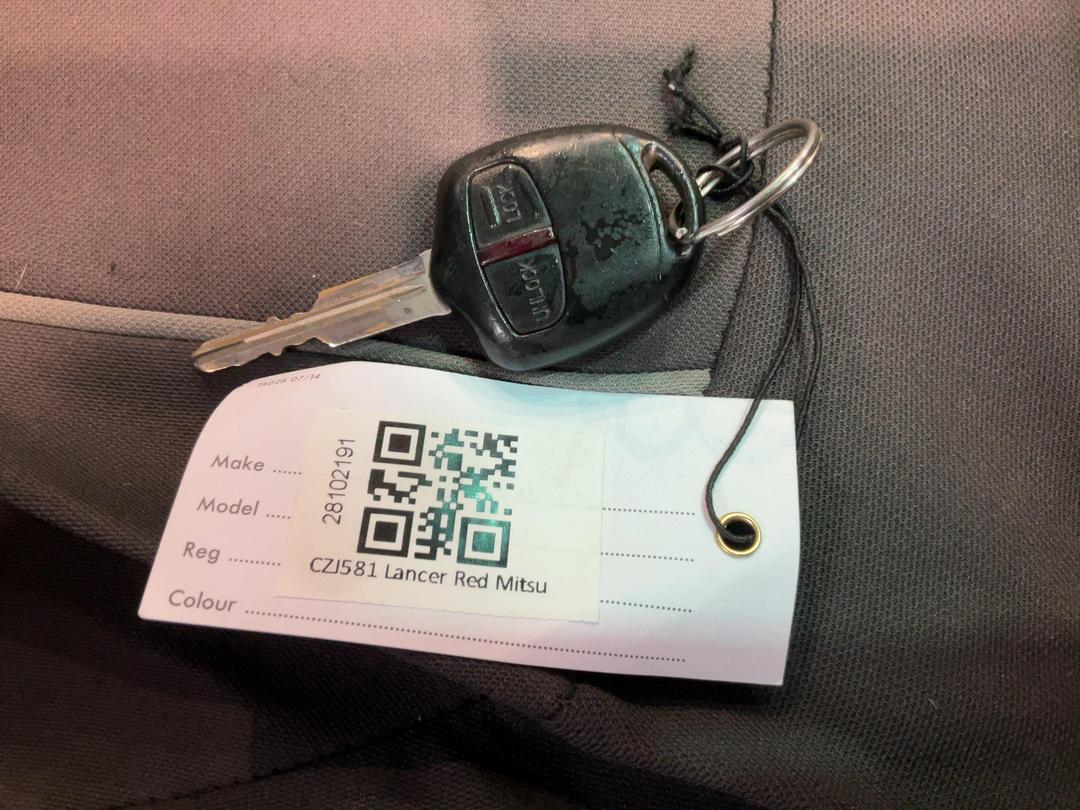 Photo '28' of Mitsubishi Lancer SP