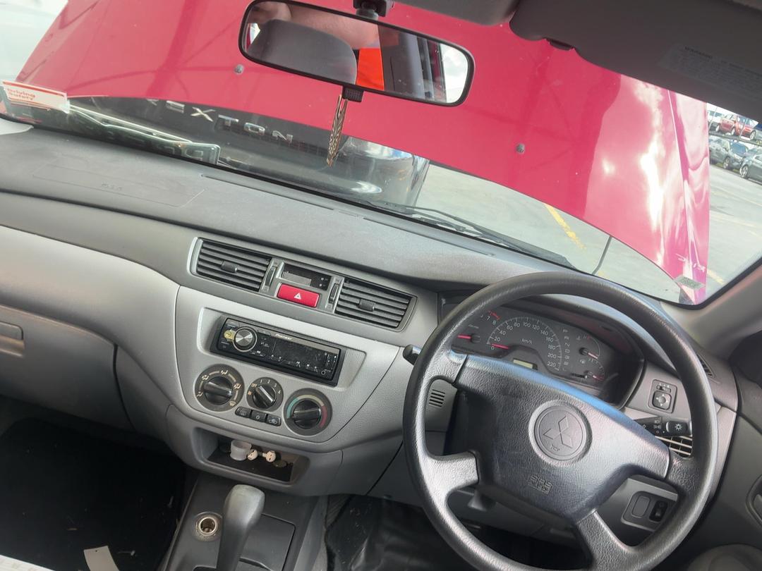 Photo '18' of Mitsubishi Lancer SP Photo '18' of Mitsubishi Lancer SP