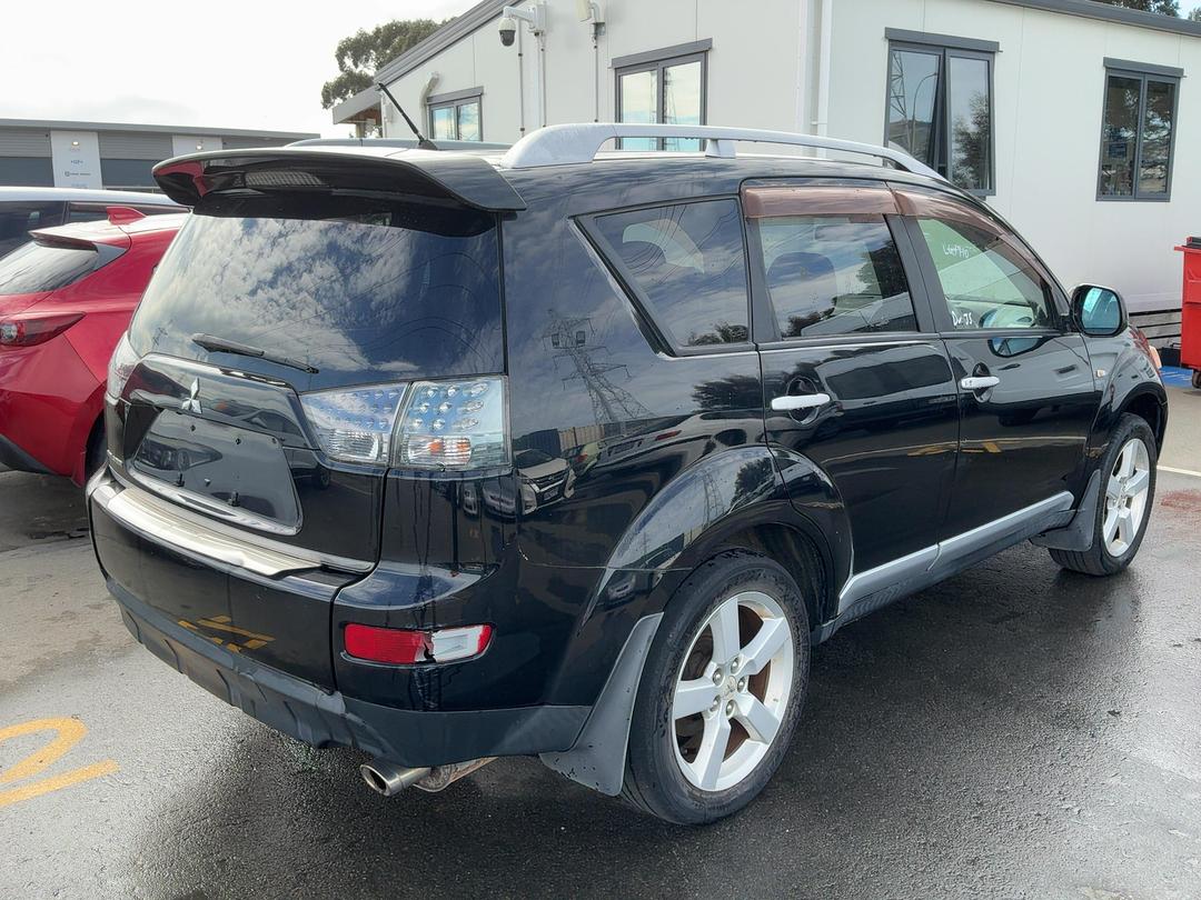 Photo '6' of Mitsubishi Outlander Photo '6' of Mitsubishi Outlander