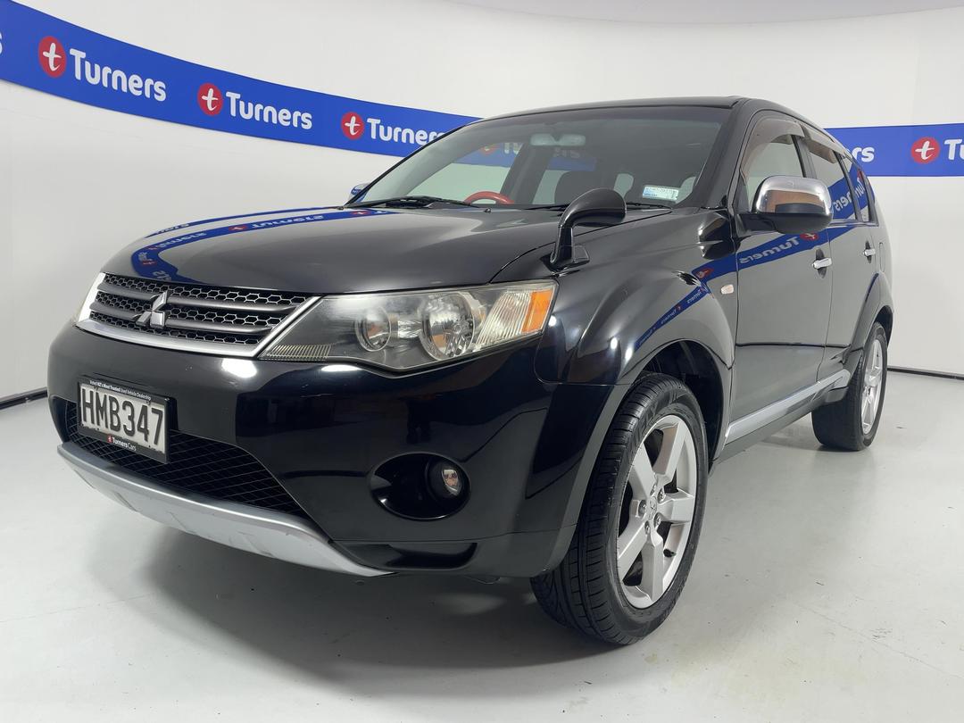 Photo '4' of Mitsubishi Outlander