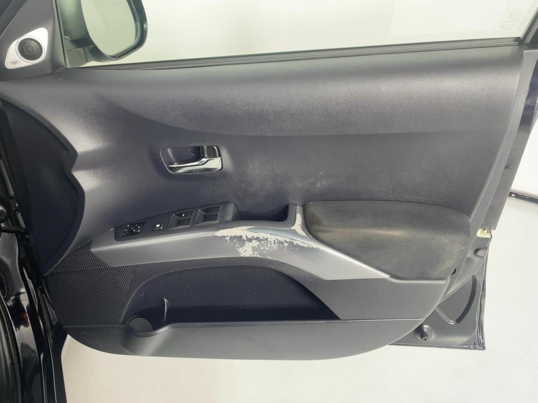 Photo '15' of Mitsubishi Outlander