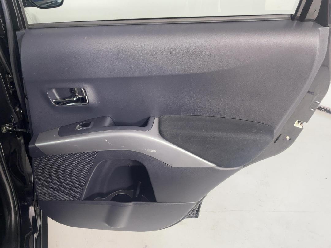 Photo '19' of Mitsubishi Outlander