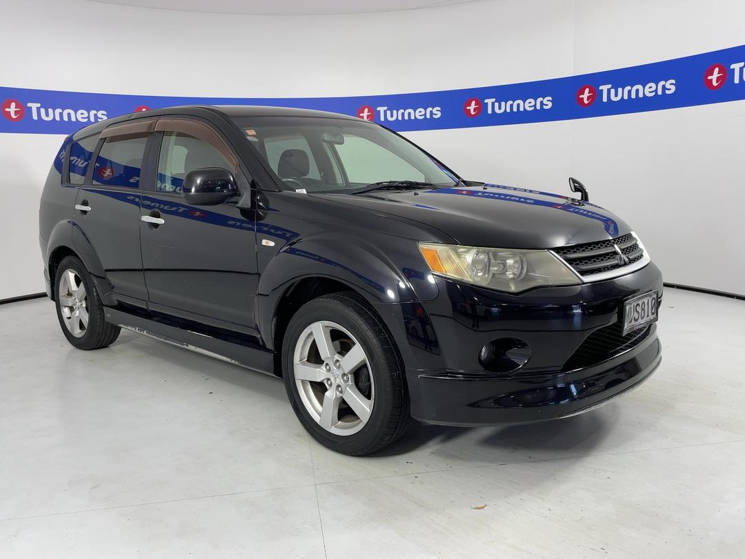 Photo '1' of Mitsubishi Outlander