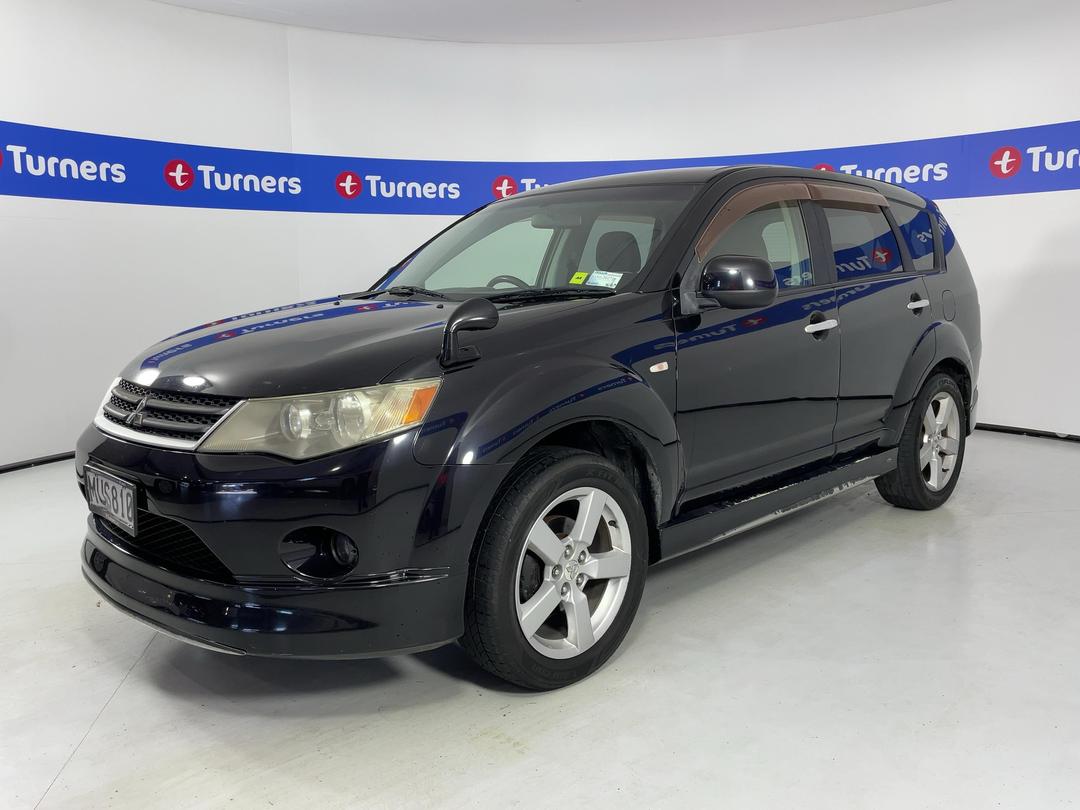 Photo '4' of Mitsubishi Outlander