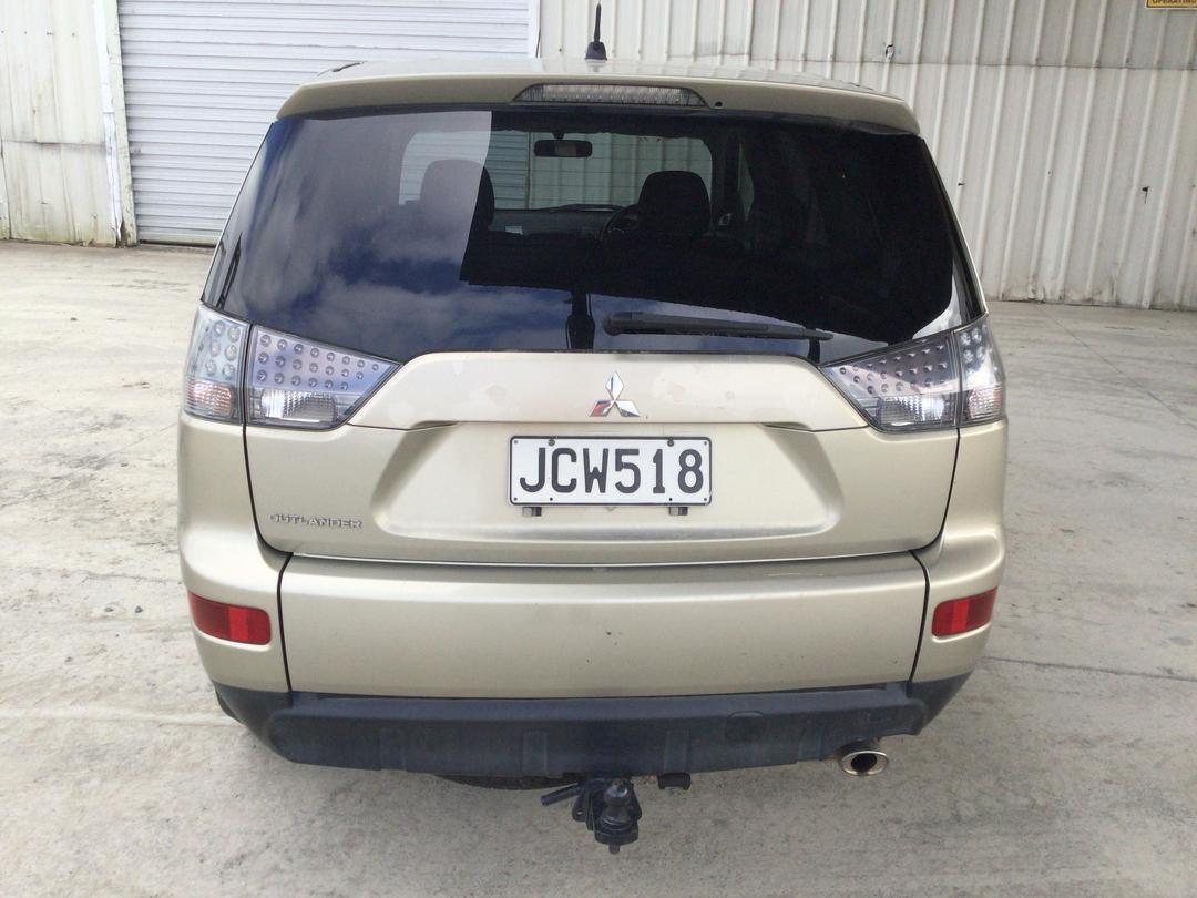 Photo '6' of Mitsubishi Outlander Photo '6' of Mitsubishi Outlander