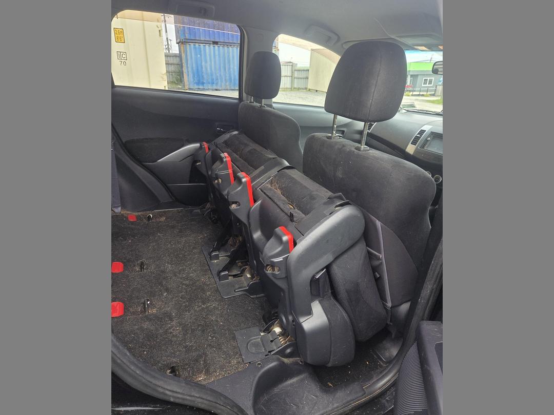 Photo '18' of Mitsubishi Outlander Photo '18' of Mitsubishi Outlander