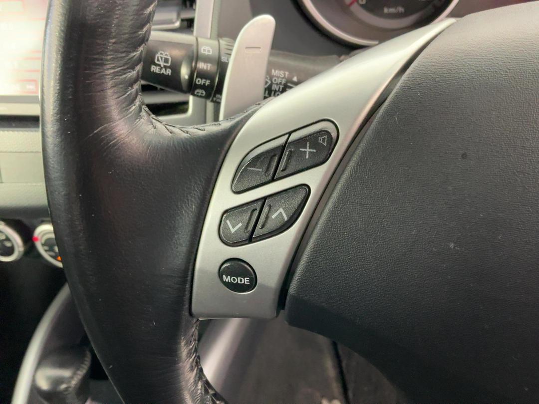 Photo '24' of Mitsubishi Outlander