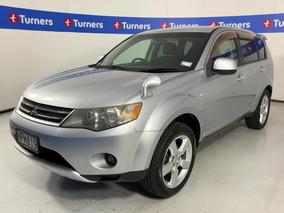 Photo '4' of Mitsubishi Outlander
