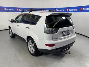 Photo '5' of Mitsubishi Outlander