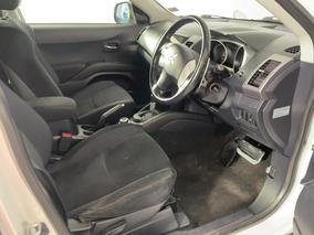 Photo '16' of Mitsubishi Outlander