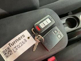 Photo '22' of Mitsubishi Outlander