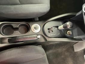Photo '18' of Mitsubishi Outlander