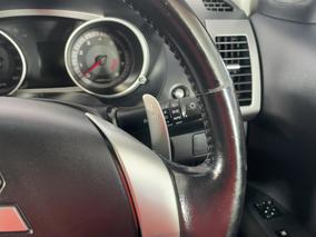 Photo '24' of Mitsubishi Outlander
