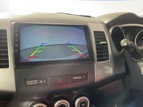 Photo '30' of Mitsubishi Outlander