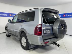 Photo '5' of Mitsubishi Pajero