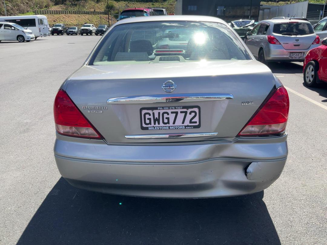 Photo '7' of Nissan Bluebird Sylphy Photo '7' of Nissan Bluebird Sylphy