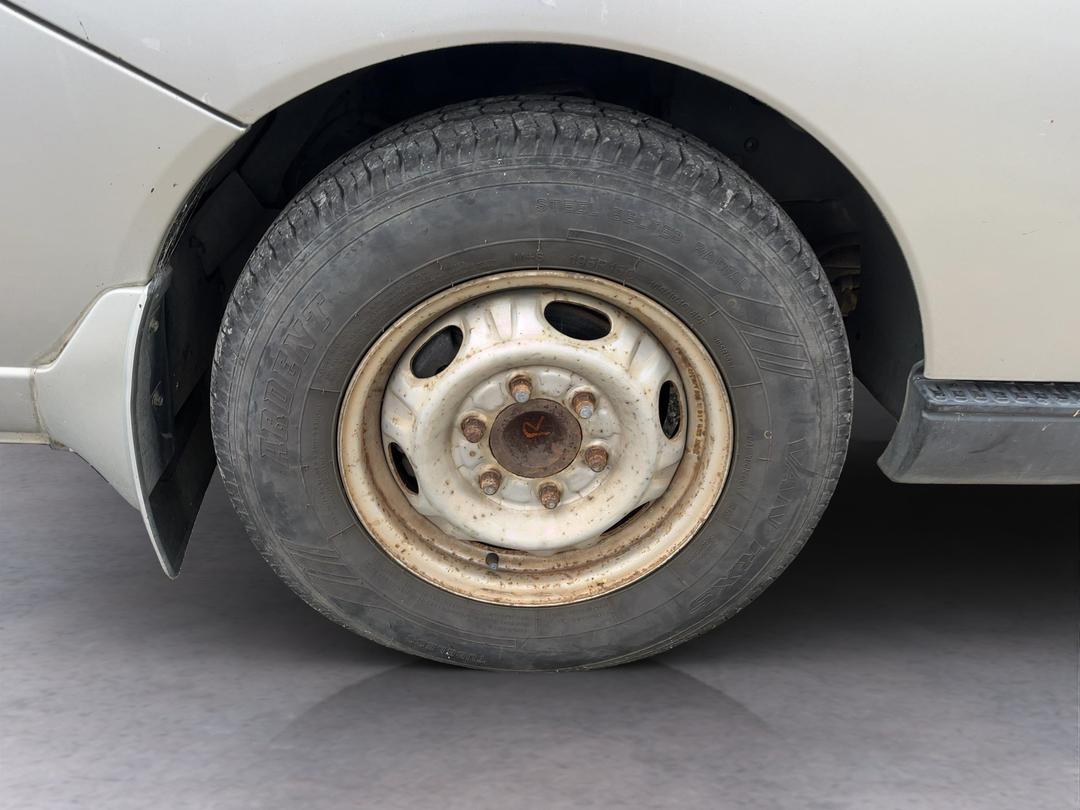 Photo '7' of Nissan Caravan Photo '7' of Nissan Caravan